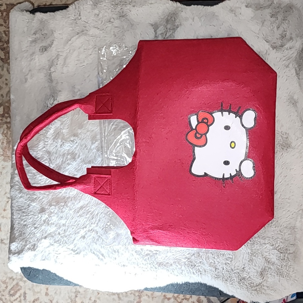 New‎ Hello Kitty Felt Bag
